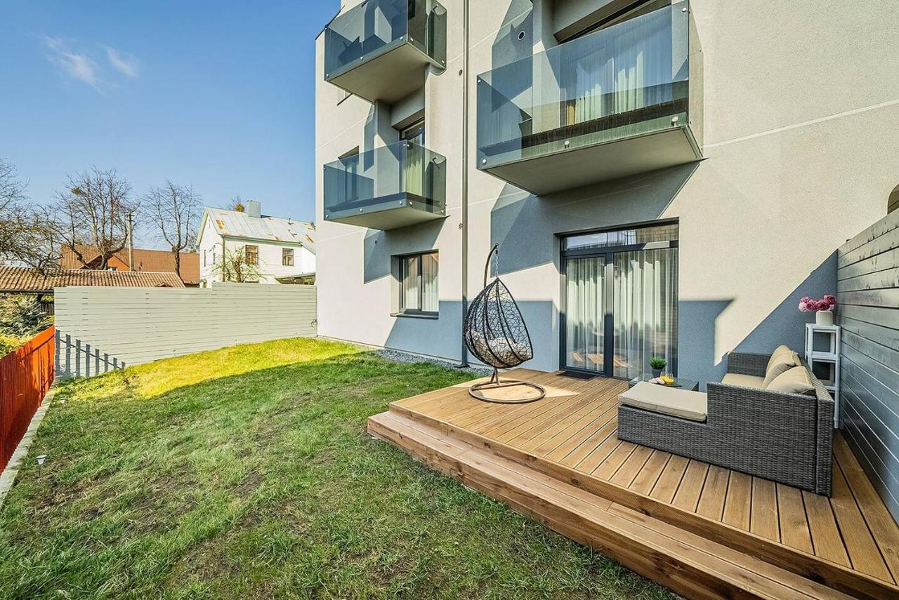 Lovely Apartment With Private Terrace By Urban Rent Kaunas Exterior photo