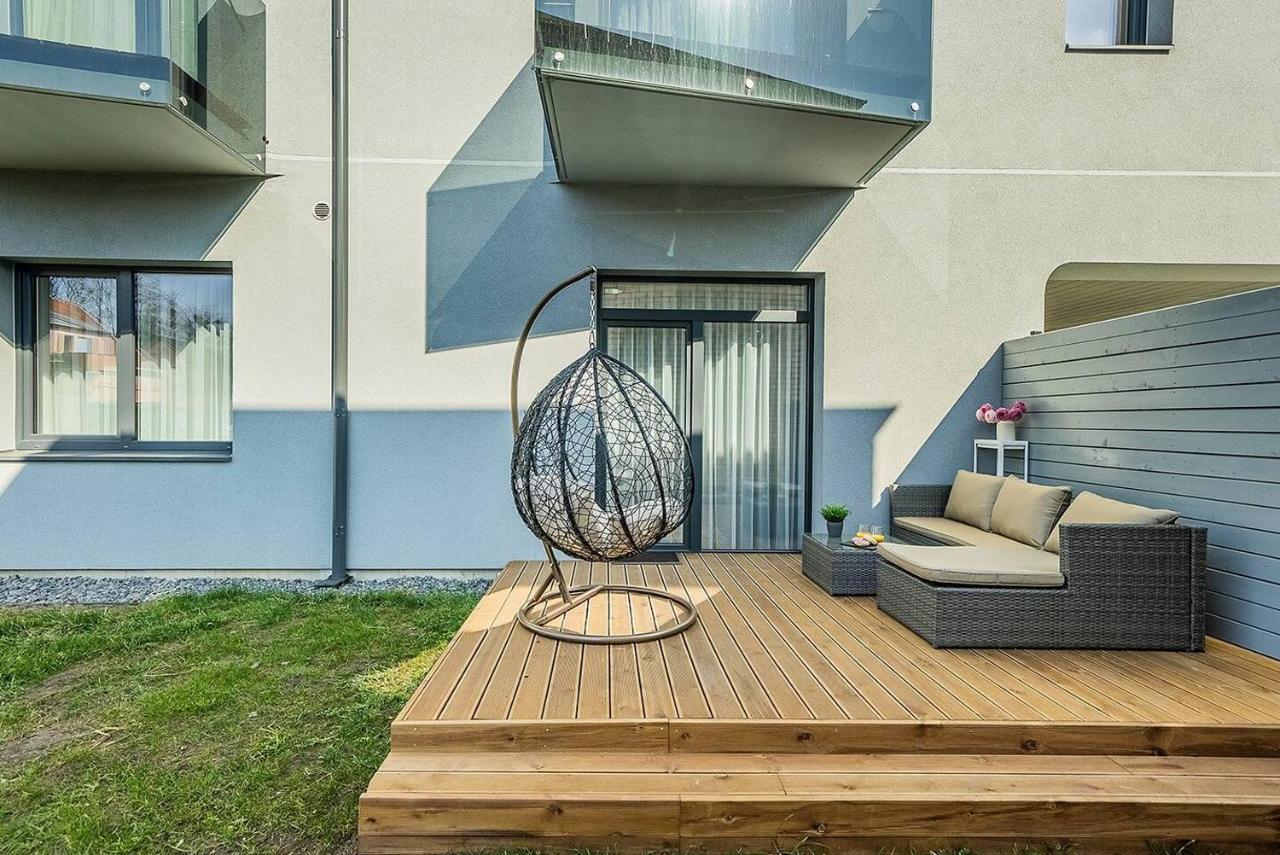 Lovely Apartment With Private Terrace By Urban Rent Kaunas Exterior photo