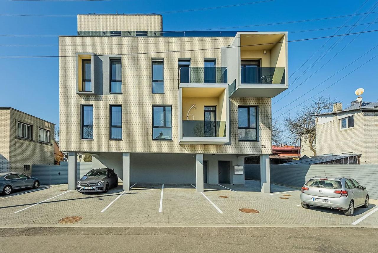 Lovely Apartment With Private Terrace By Urban Rent Kaunas Exterior photo